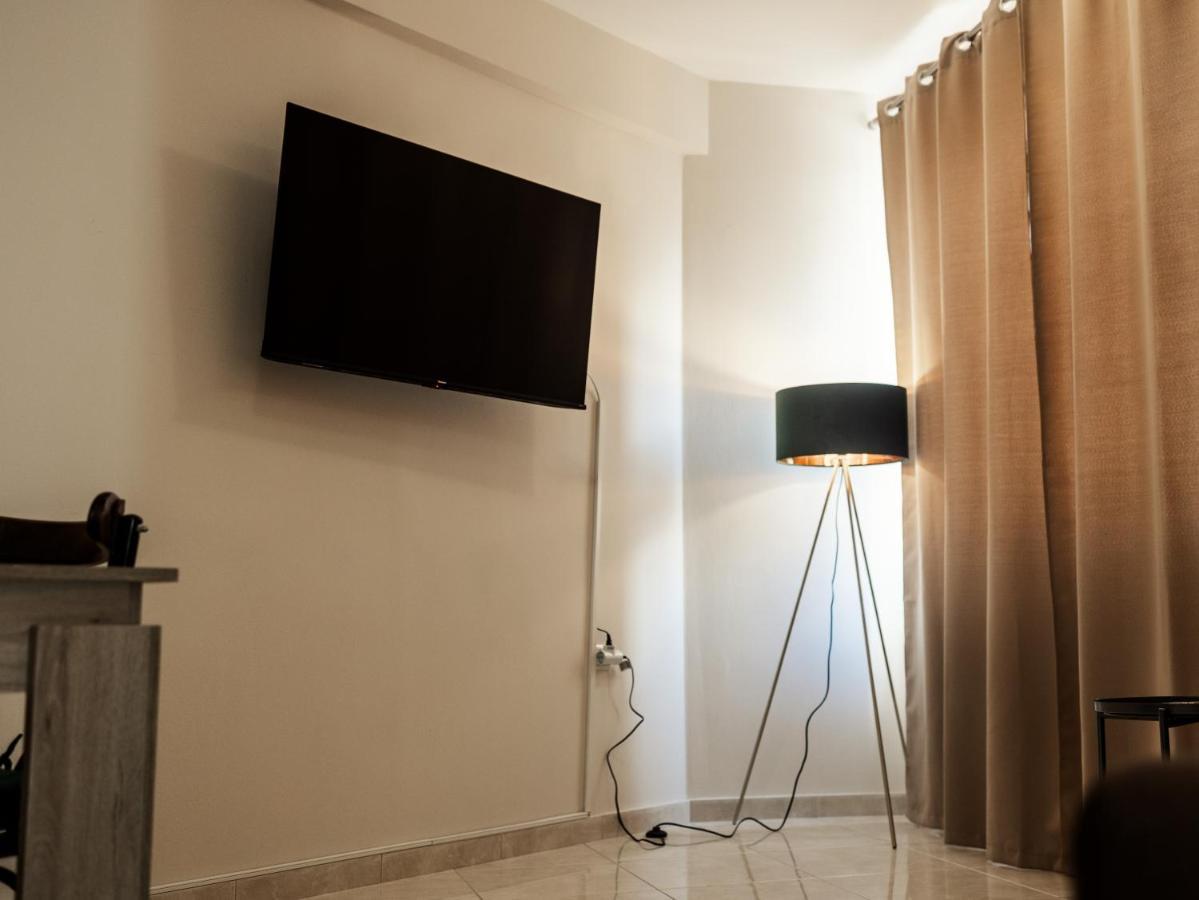 Apartamento Evzoi Chalkís Exterior foto